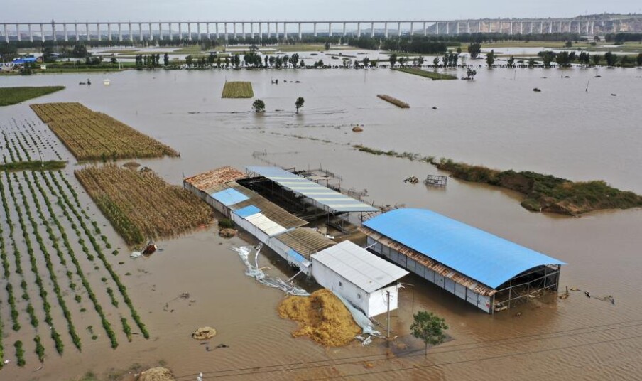 У північній китайській провінції Шаньсі через повені загинули 29 людей. Вода зруйнувала будинки і посіви в двох провінціях поблизу Пекіна.