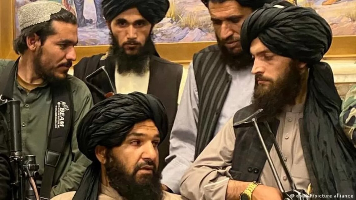 Это первые глобальные назначения, которые были публично объявлены с момента, когда в стране талибы сформировали собственный кабинет министров