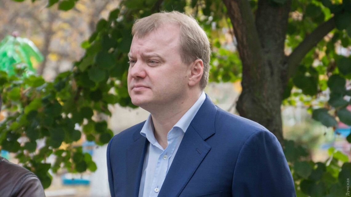 Столичный райсуд закрыл административное производство в отношении бывшего члена украинского парламента, на которого НАПК составило протокол.