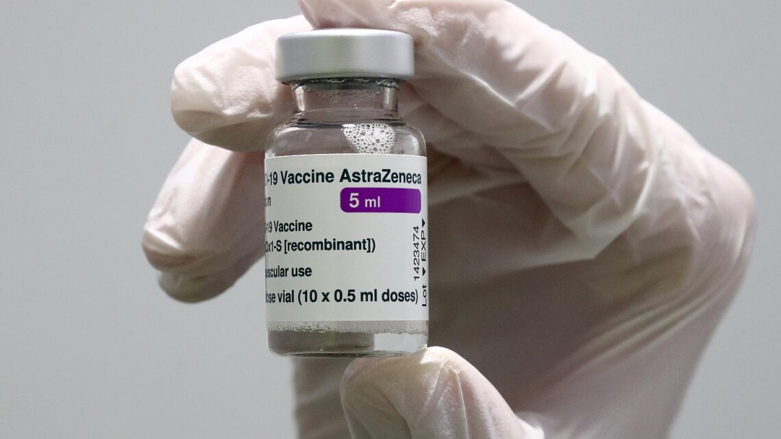 В среду, 8 декабря, Польша отправила в Украину вторую партию вакцин от коронавируса фирмы AstraZeneca.