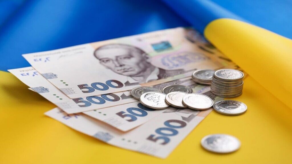 Аналітики Міністерства стверджують, що середня зарплата в Україні зростатиме і в наступні роки - 2023 і 2024