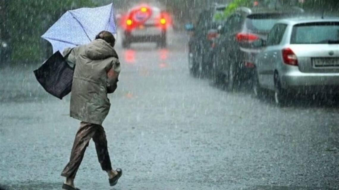 В Украине на вторник, 4 января, объявлено штормовое предупреждение. Украинцев предупредили о дождях и сильном ветре.