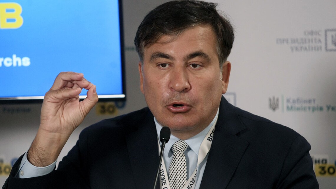 По словам адвоката, Саакашвили целенаправленно не дают возможности встретиться с независимыми врачами и общаться с посетителями