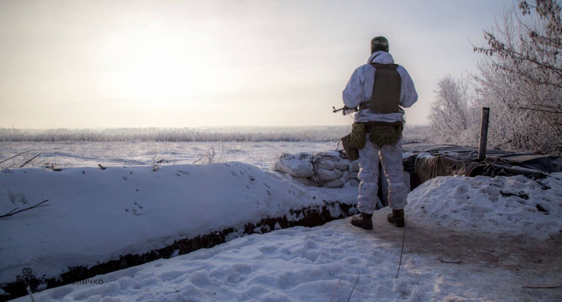 На Донбассе 11 января со стороны пророссийских наемников зафиксировано одно нарушение режима прекращения огня. Погиб украинский военный.