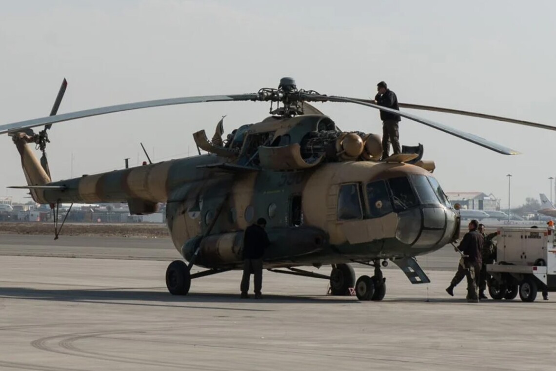 США планируют предоставить Украине новую военную помощь - вертолеты Ми-17В5 и Ми-8МТВ, которые принадлежали ВВС Афганистана.