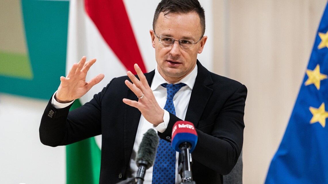 Венгрия поддержит вступление Украины в НАТО, если она избавится от недостатков, связанных с соблюдением прав этнических венгров.