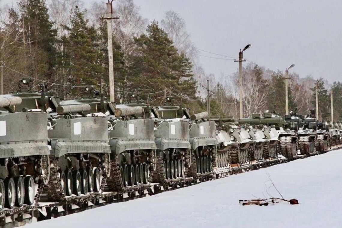 До Білорусі прибув ще один ешелон із військовослужбовцями та озброєнням, спрямований із Росії.