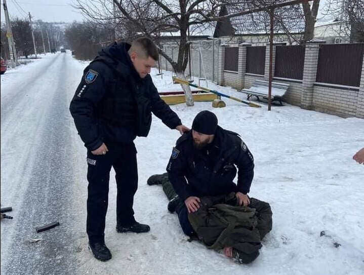 По словам защитников подозреваемого, права нацгвардейца Рябчука нарушались с момента его задержания.