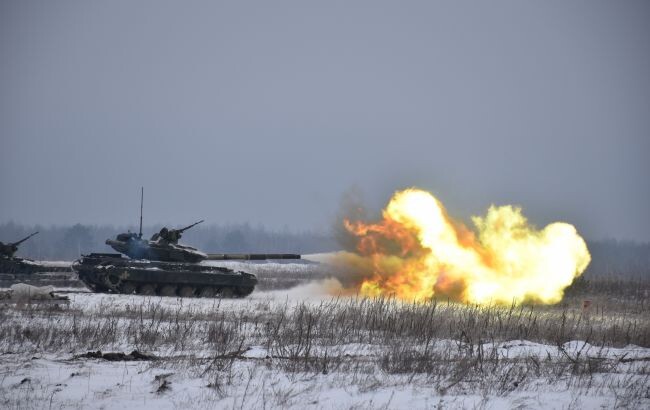 По всій території України на певних військових полігонах в умовах максимально наближених до бойових триває активна фаза підготовки військових частин.