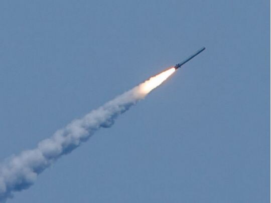 Повітряні Сили ЗСУ кілька хвилин тому збили крилату ракету, випущену по столиці України з території Республіки Білорусь літаком ТУ-22.