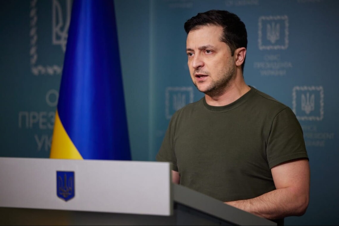 В новом обращении к украинцам Владимир Зеленский прокомментировал вчерашние атаки на Киев и другие мирные города.