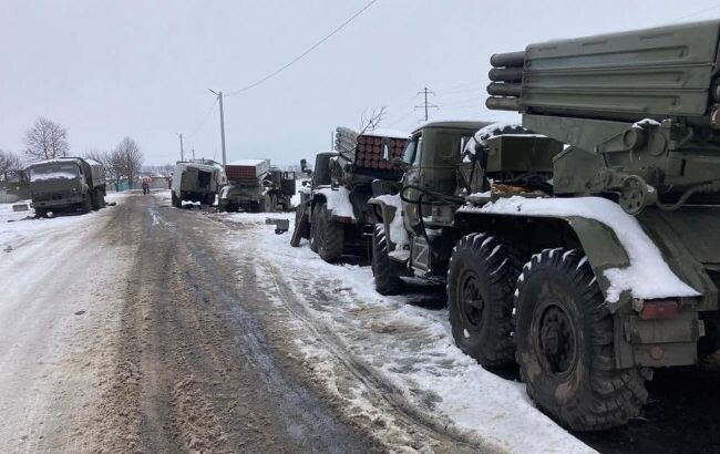 Как заявил высокопоставленный представитель Минобороны США, Россия сосредоточила в Украине почти 100% своей боевой мощи, которую заранее подготовила и развернула на границах.