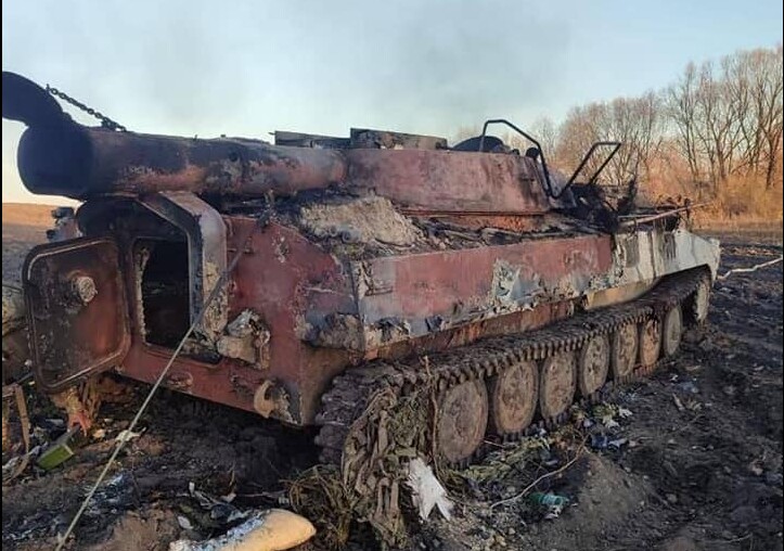 Украинские военные частично уничтожили, частично захватили колонну обеспечения оккупантов на севере страны.