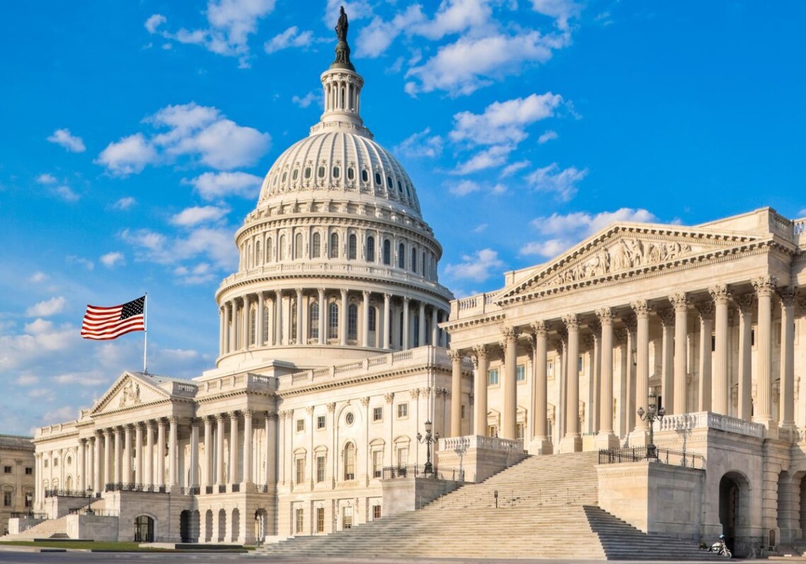 В Сенат США внесут двухпартийный законопроект – средства от замороженных российских активов хотят направить в Украинский фонд помощи.