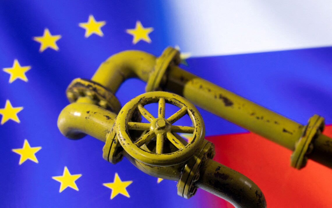 ЄС може запровадити ембарго на російську нафту та газ. Нові санкції обговорюватимуть вже у середу, 6 квітня.