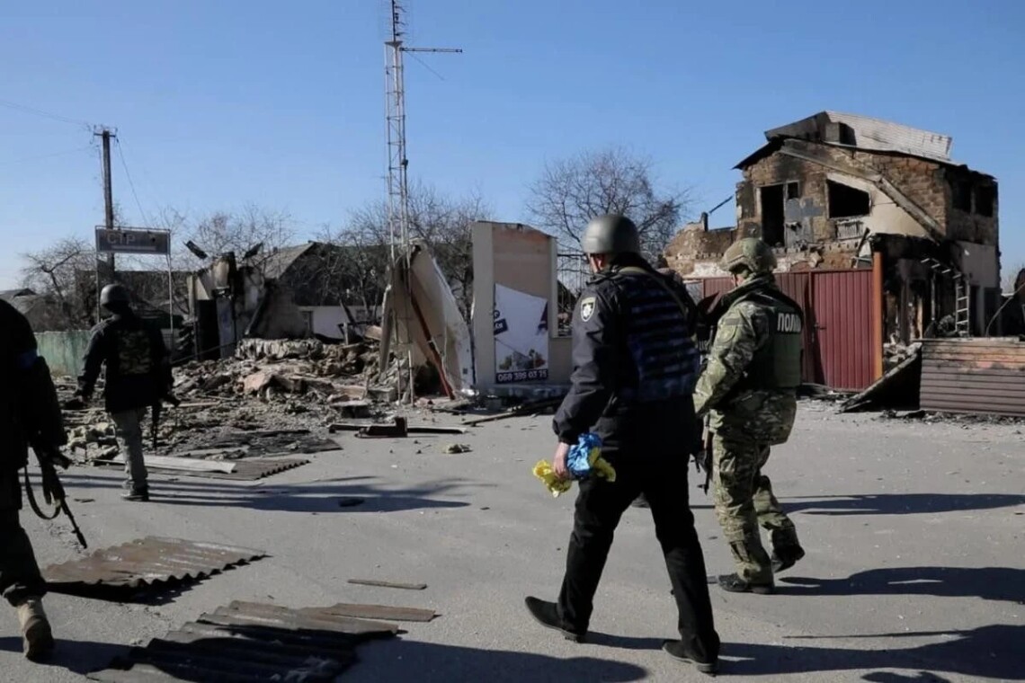 У патрульній поліції дали поради громадянам Київської області, які планують повертатися до своїх будинків.