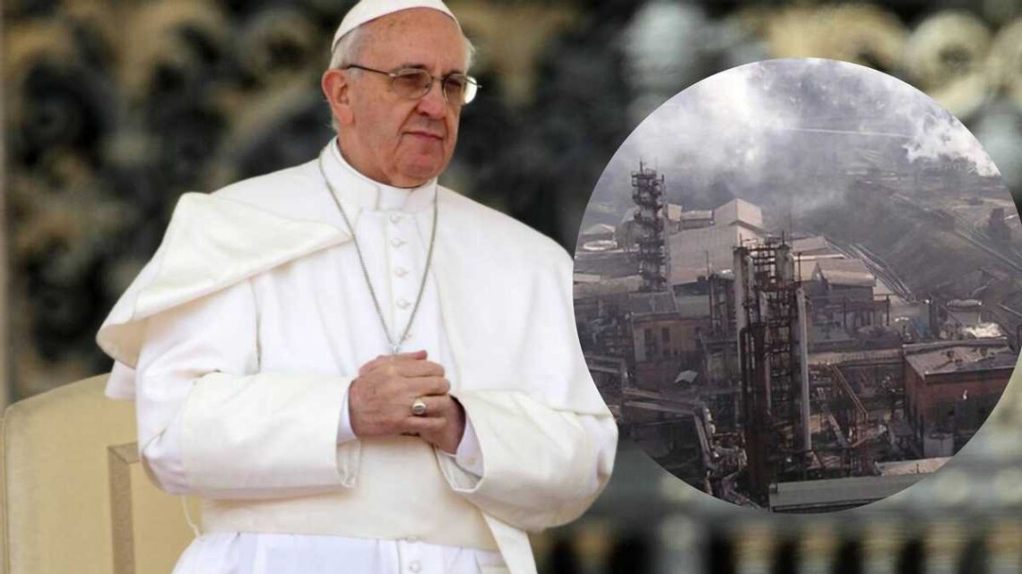 Володимир путін тричі відмовив Папі Римському Франциску в організації гуманітарних коридорів з Маріуполя.