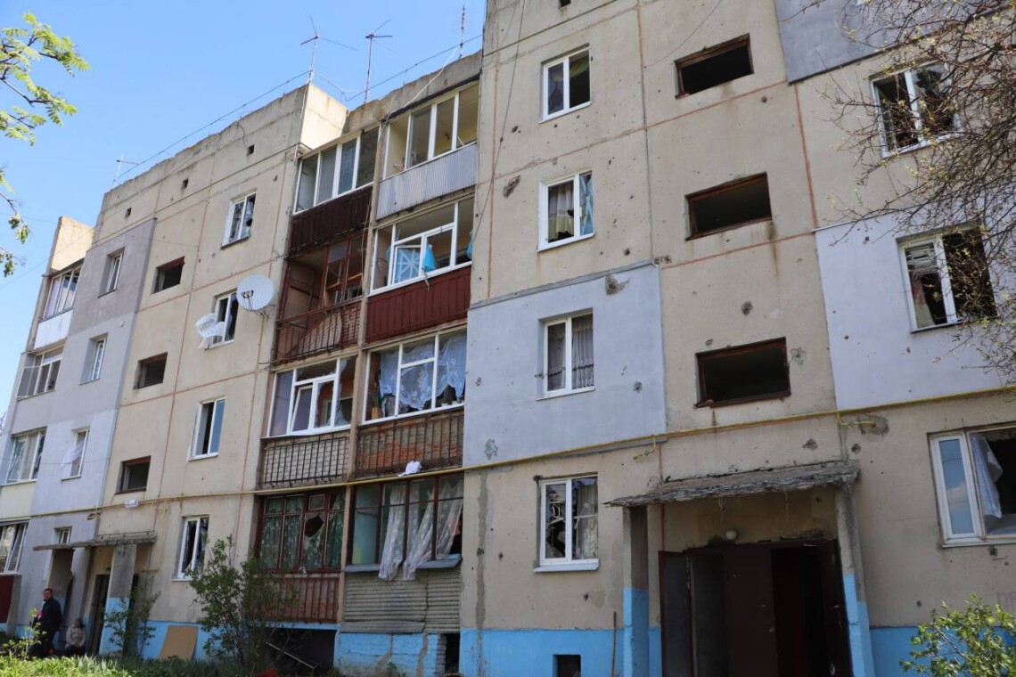 При этом, район Салтовка в Харькове сейчас под массированными обстрелами российских оккупантов. Спасатели на данный момент ликвидировали 15 пожаров.
