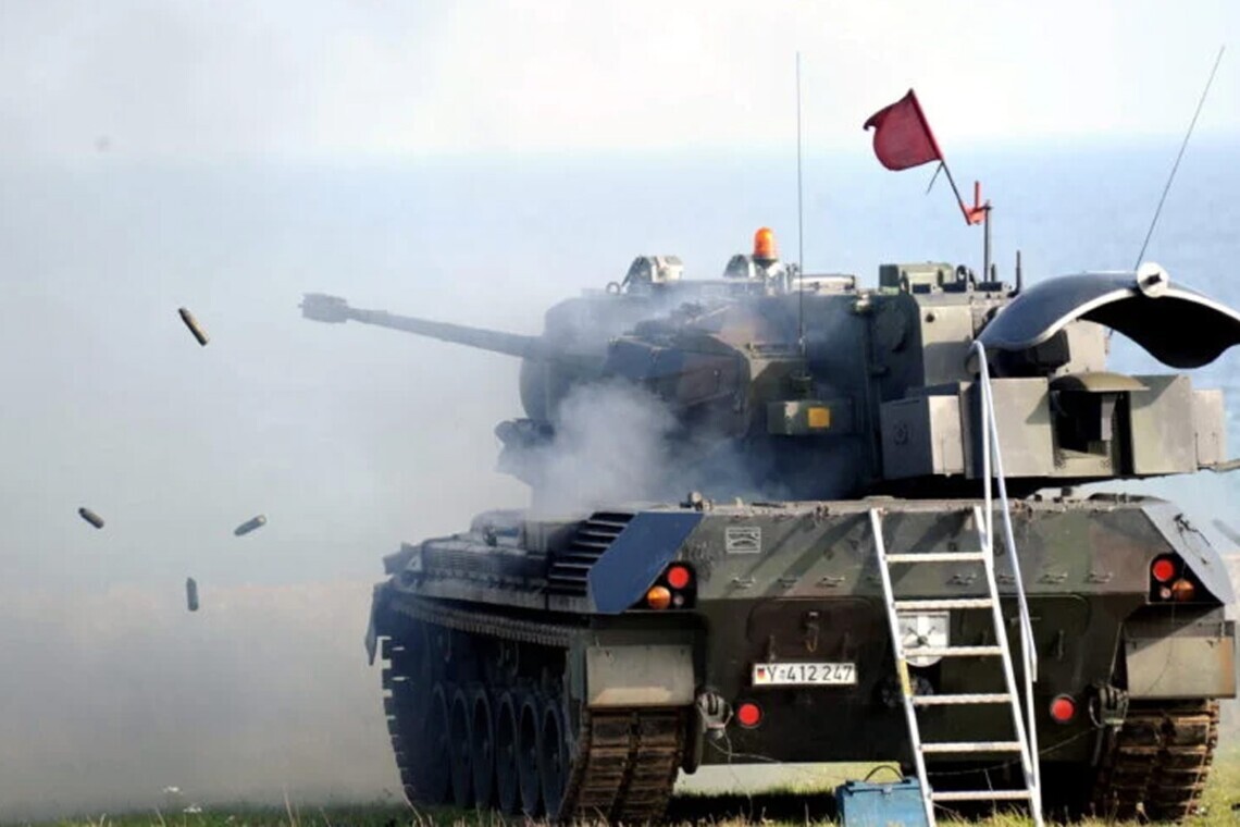 Анналена Бербок сообщила, когда Германия поставит Украине зенитные самоходные артиллерийские установки Гепард.