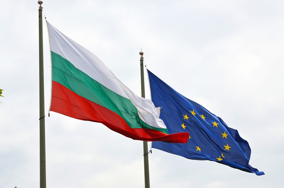 Болгария должна стать исключением из европейского эмбарго на российскую нефть, поскольку имеет почти полную зависимость.