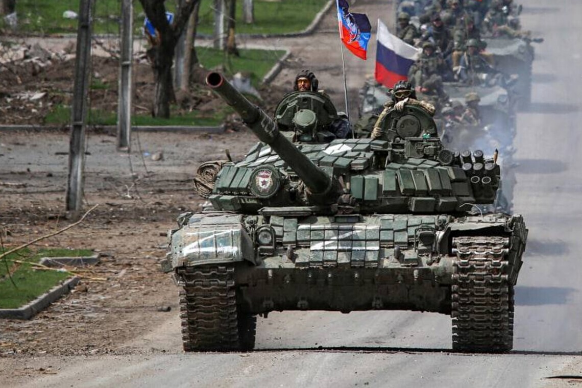 Россия после полного захвата Мариуполя будет передислоцировать свои силы на другие операции на Донбассе. Однако подразделения истощены и требуют переоснащения.