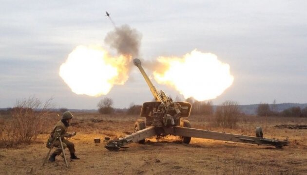Утром россияне открыли со своей территории артиллерийский огонь по Сумщине. Сообщается, что потерь нет.