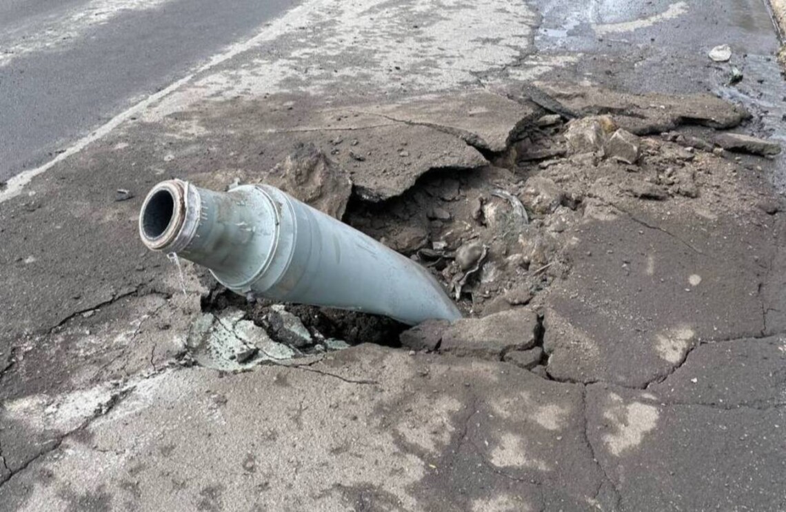 Пока неизвестно, куда именно в городе прилетели снаряды российских оккупантов, есть ли жертвы или разрушения