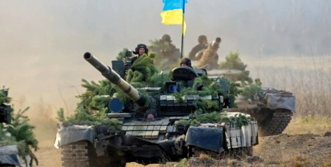 Ситуация в целом не очень приятная - украинские войска вымотаны многодневными тяжелыми боями, а рашисты стремятся перерезать трассу