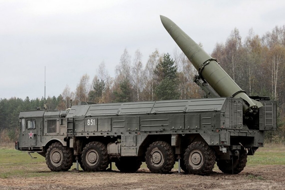 Армия рф развернула пусковые установки ракетного комплекса Искандер-М в Белгородской области.