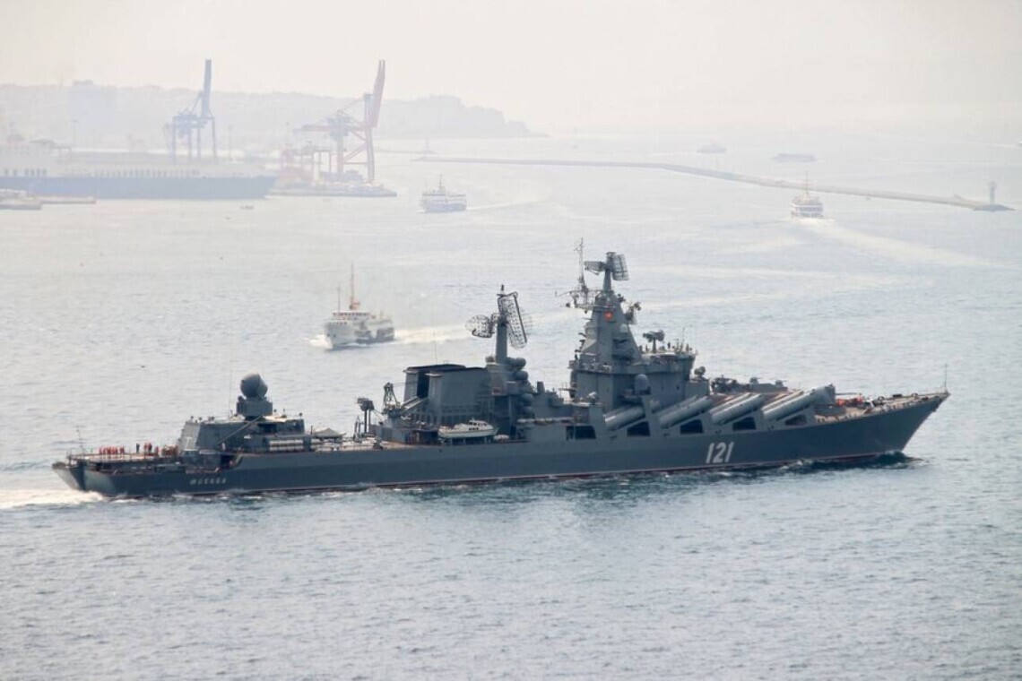 Російське флотське командування вимагає від родичів загиблих моряків підписати документи, що загиблі - жертви катастрофи, а не успішної атаки України на корабель