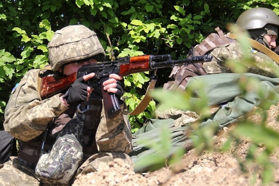 Українські військові відбили кілька спроб російських окупантів просунутися в Харківській та Донецькій областях.