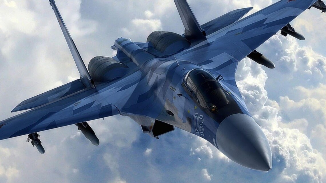 В Херсонской области был сбит российский Су-35, который охотился за самолетами украинской штурмовой авиации.