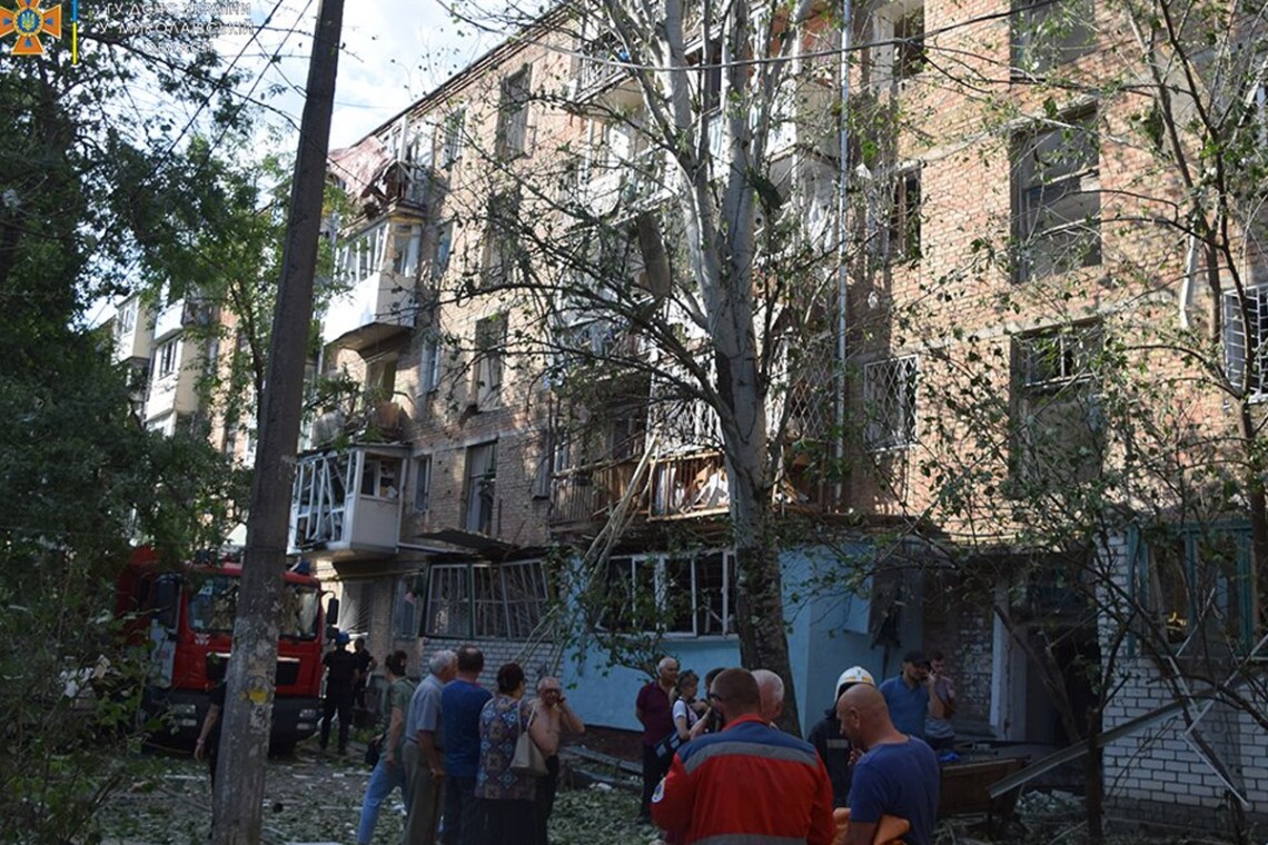 В результате ракетных ударов по Николаеву погибли два человека, получили ранения – 20, среди них два ребенка.