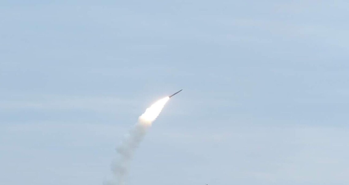 Українські військові сьогодні вночі збили дві російські крилаті ракети над Одеською областю.