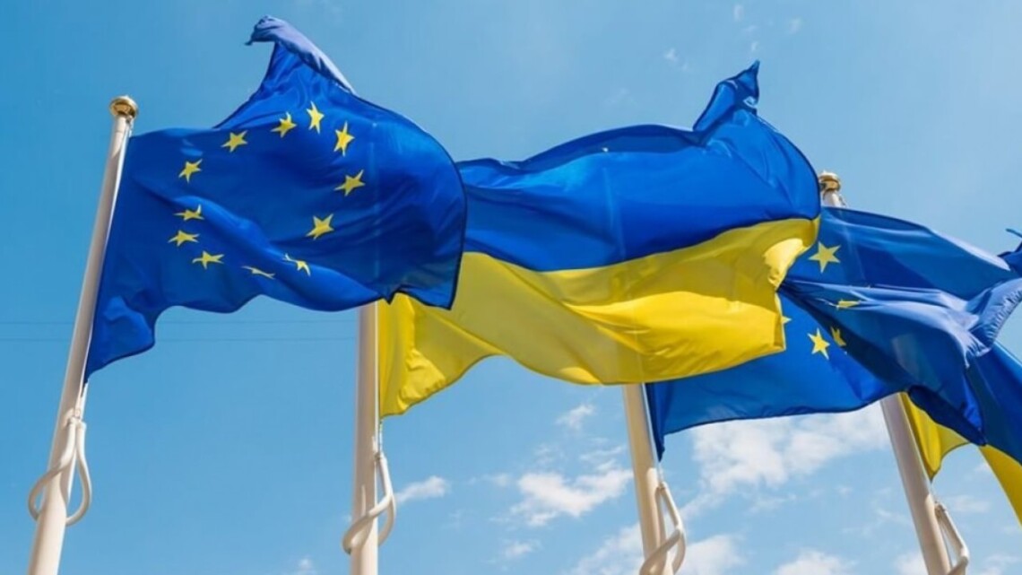Переговори лідерів країн ЄС у Брюсселі щодо статусу кандидата для України йдуть трохи складніше, ніж очікувалося раніше.
