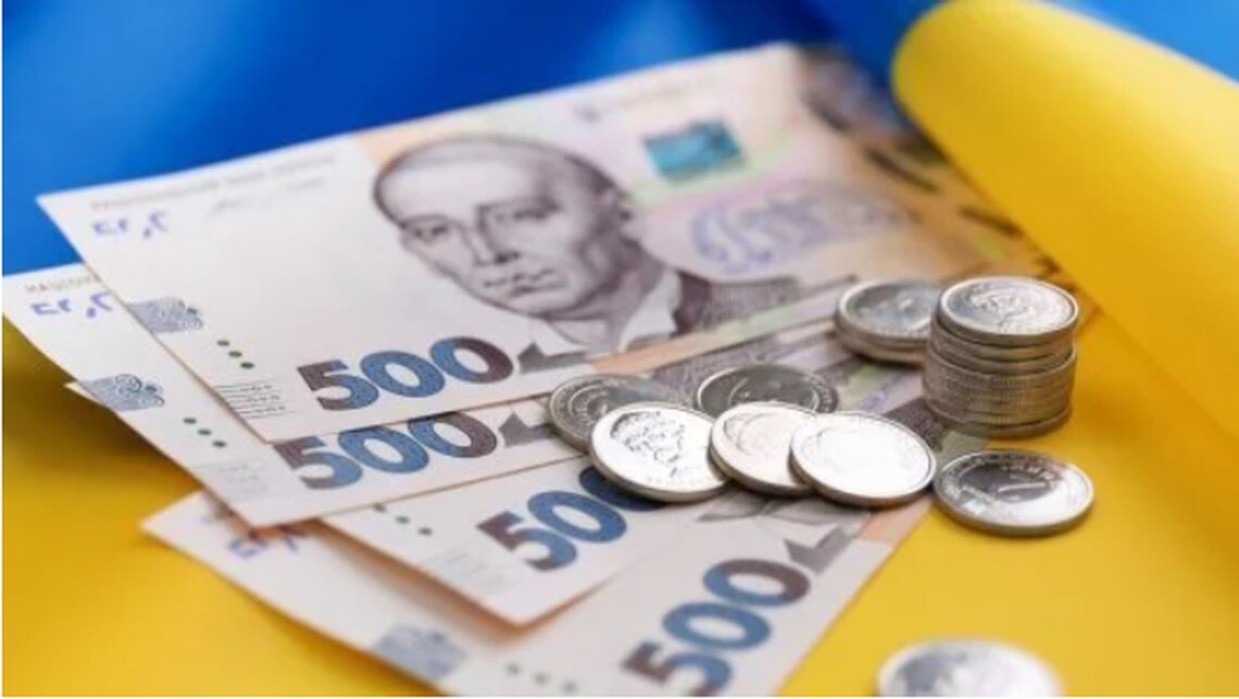 З 1 липня в Україні зріс розмір прожиткового мінімуму. Слідом за ним збільшився розмір аліментів та виплат на дитину. Крім того, цього місяця зросла мінімальна пенсія.