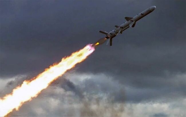 Войска рф во вторник, 2 августа, выпустили по Украине 8 крылатых ракет, из которых семь было уничтожено. Удар нанесли из района Каспийского моря.