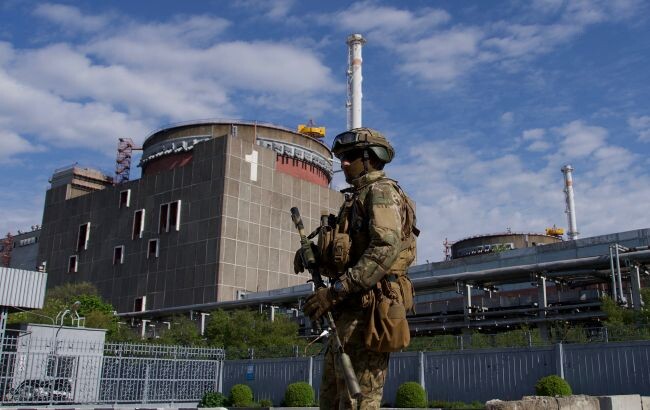 В МИД Украины решительно осудили действия россиян на территории захваченной ими Запорожской АЭС.