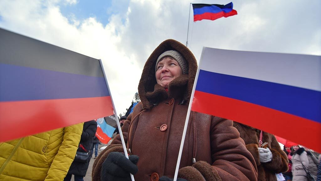 48% росіян вважають, що треба продовжувати війну в Україні. Ще 44 відсотки схиляються до мирних переговорів.