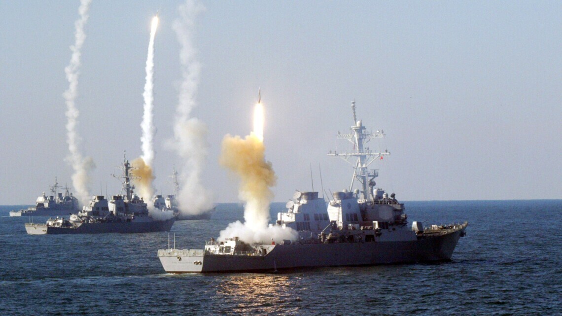 Росія знову збільшила кількість кораблів-ракетоносіїв у Чорному морі. Тепер там перебуває 3 надводних і 1 підводний носії високоточної зброї з 28 ракетами.