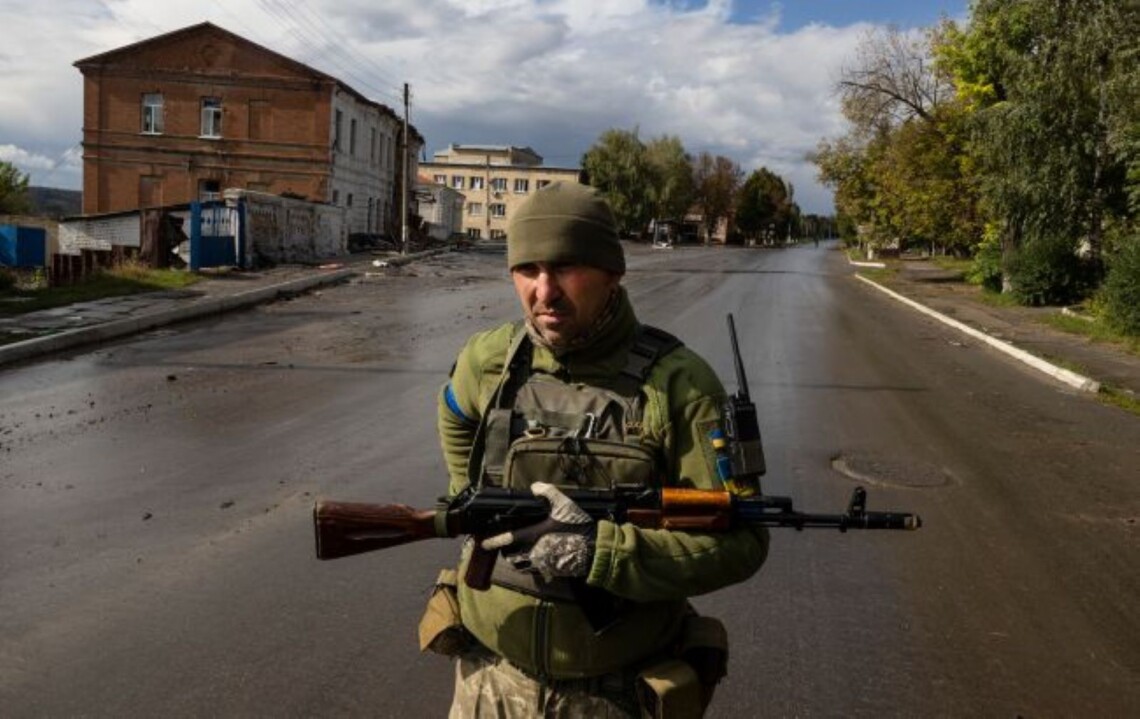 У суботу, 1 жовтня, бійці Збройних сил України увійшли до Лиману Донецької області. Міноборони росії заявило про виведення своїх військ з міста.