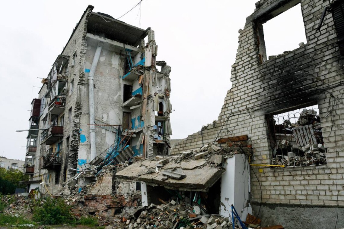 Через портал та додаток Дія надійшло понад 275 тисяч заявок про пошкоджене чи зруйноване житло через вторгнення росії.
