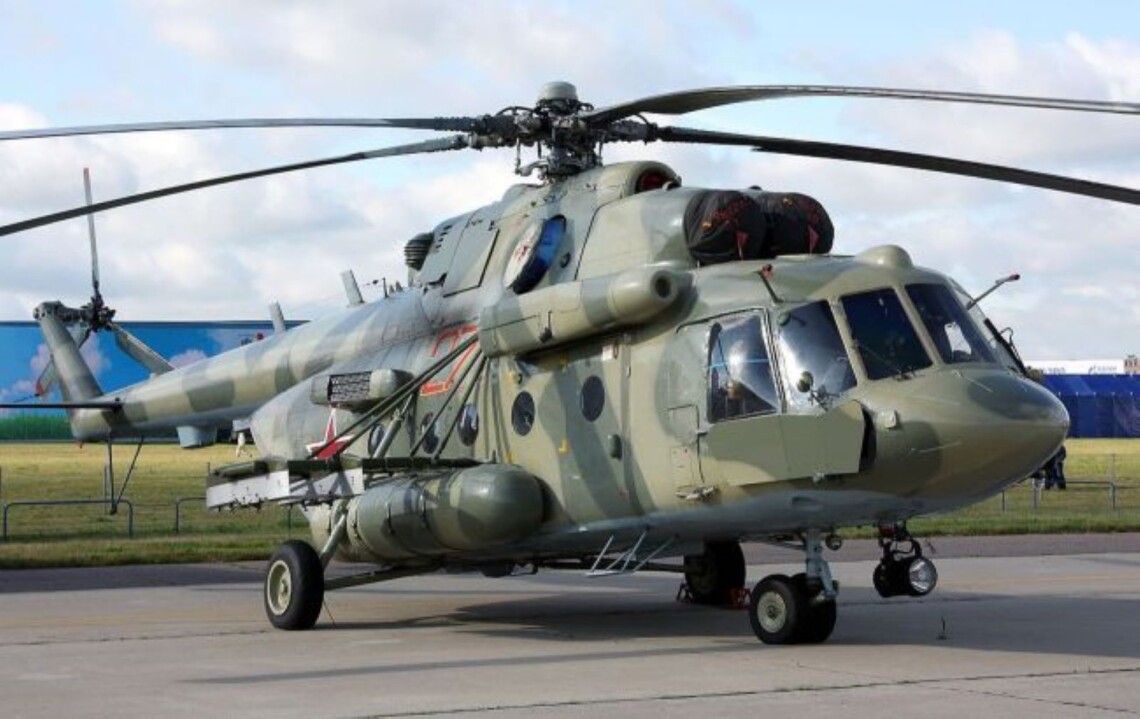 Украинские военные во время контрнаступательных действий впервые захватили военный вертолет врага.