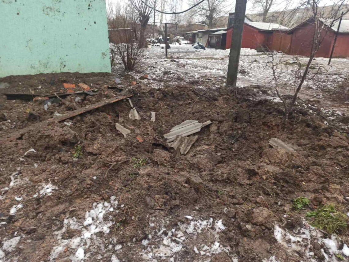 Російські окупанти 25 листопада обстріляли 2 прикордонні громади Сумської області з АГС та РСЗВ. Всього відомо про 74 прильоти.