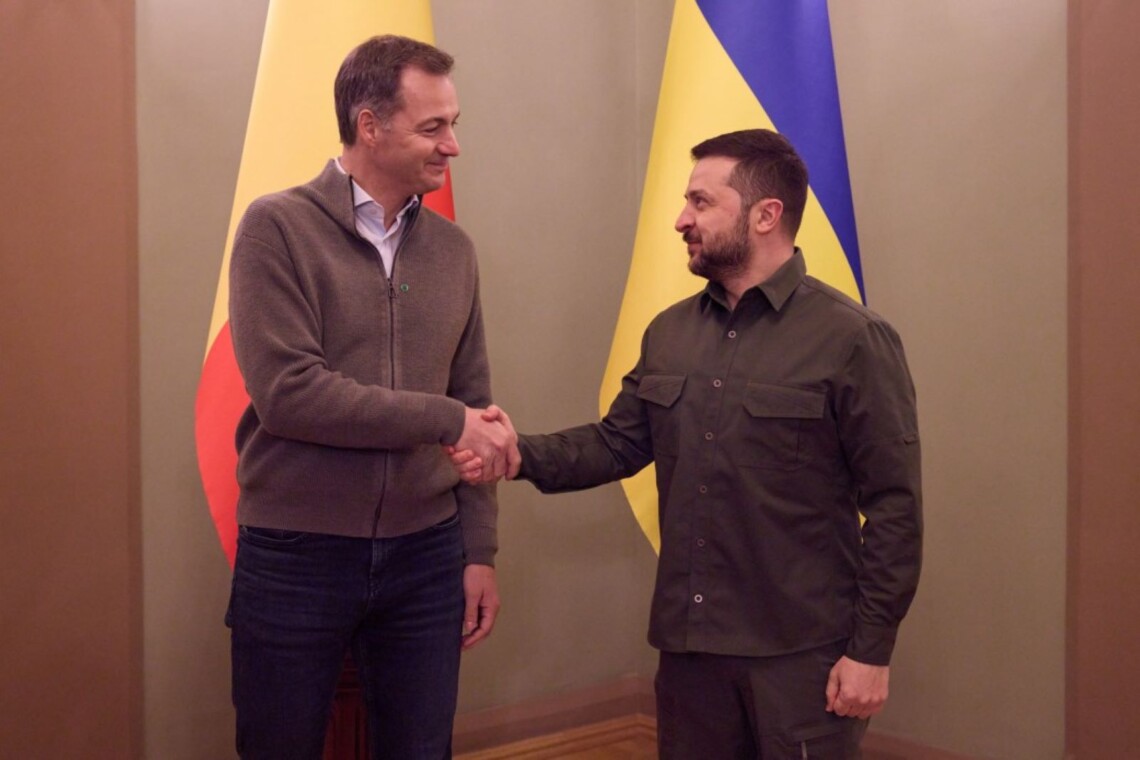 Сьогодні, 26 листопада, президент Володимир Зеленський та прем’єр-міністр Королівства Бельгія Александер де Кроо підписали спільну декларацію про підтримку руху України до членства в ЄС та НАТО.