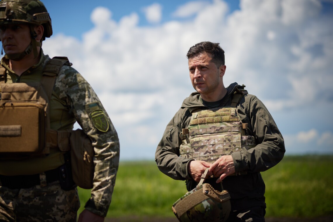 Владимир Зеленский поздравил с Днем Вооруженных силы Украины. Видео было снято из Славянска на Донбассе.