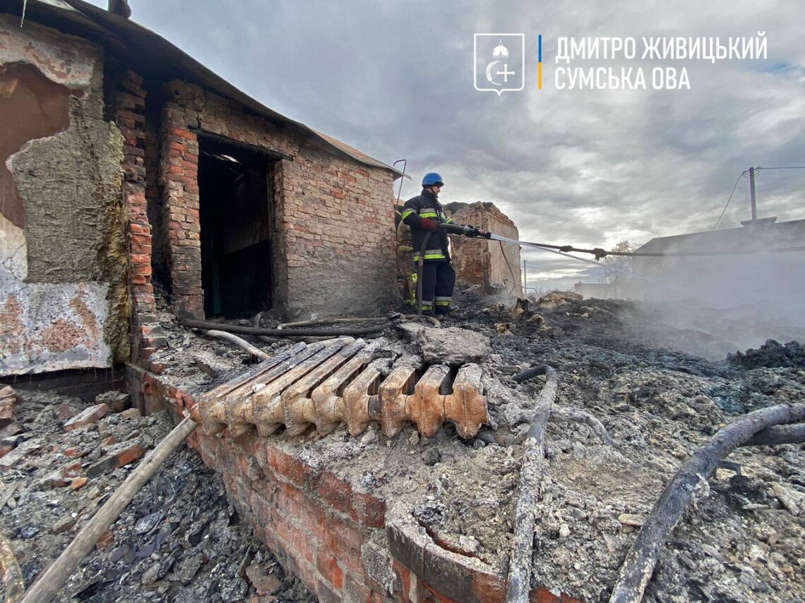 Российские захватчики 8 декабря 55 раз ударили по двум общинам Сумской области. В частности, открывали огонь из минометов.