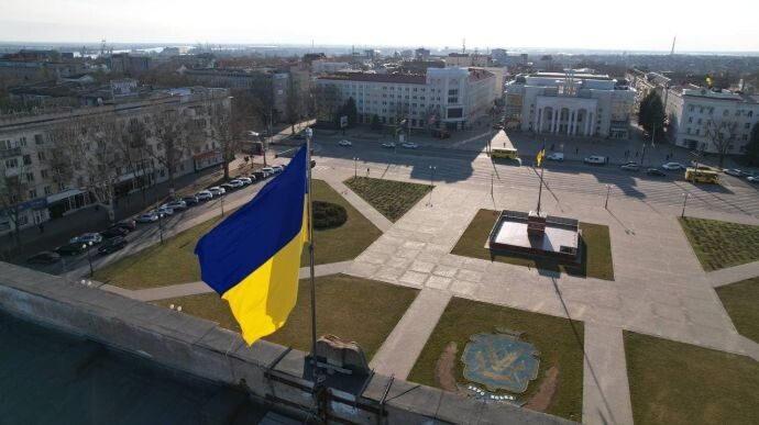 Херсон став першим населеним пунктом України, де було організовано пункти незламності і там продовжують їх нарощувати.