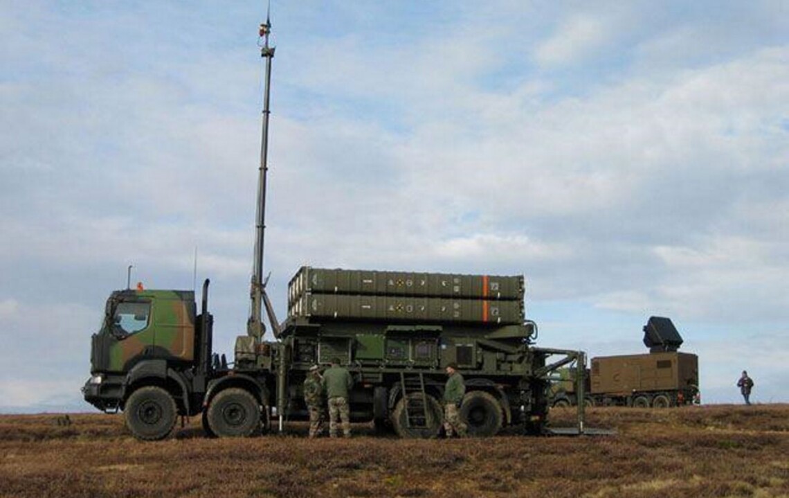 Украина ожидает от Франции предоставления системы ПВО Mamba. Также в приоритете гаубицы и танки стандарта НАТО.