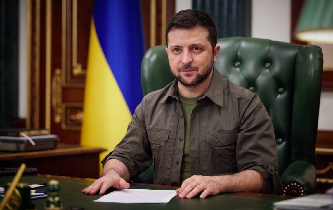 Президент Украины Владимир Зеленский образовал четыре военных администрации в Херсонской области.